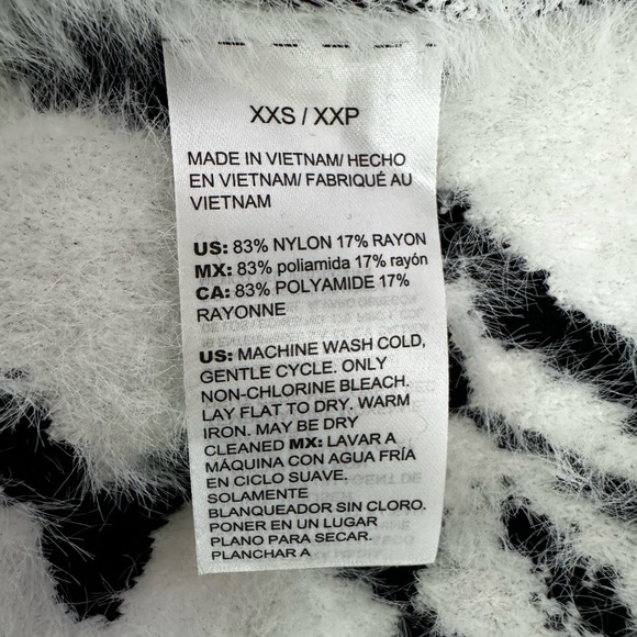 WHBM knit coat, fits size S/m New no tags - Picture 10 of 11